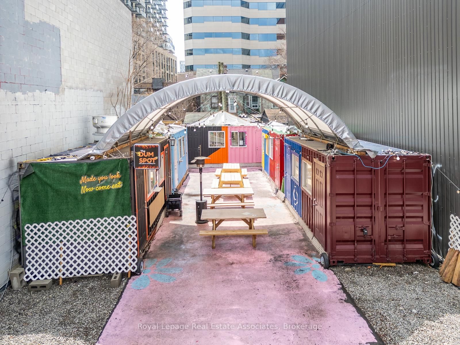 617 Queen Street W - Photo 4