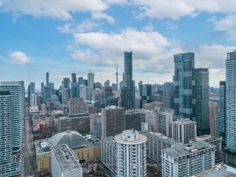 6 Luscombe Lane, Toronto, M4Y 3B5 | Image 3