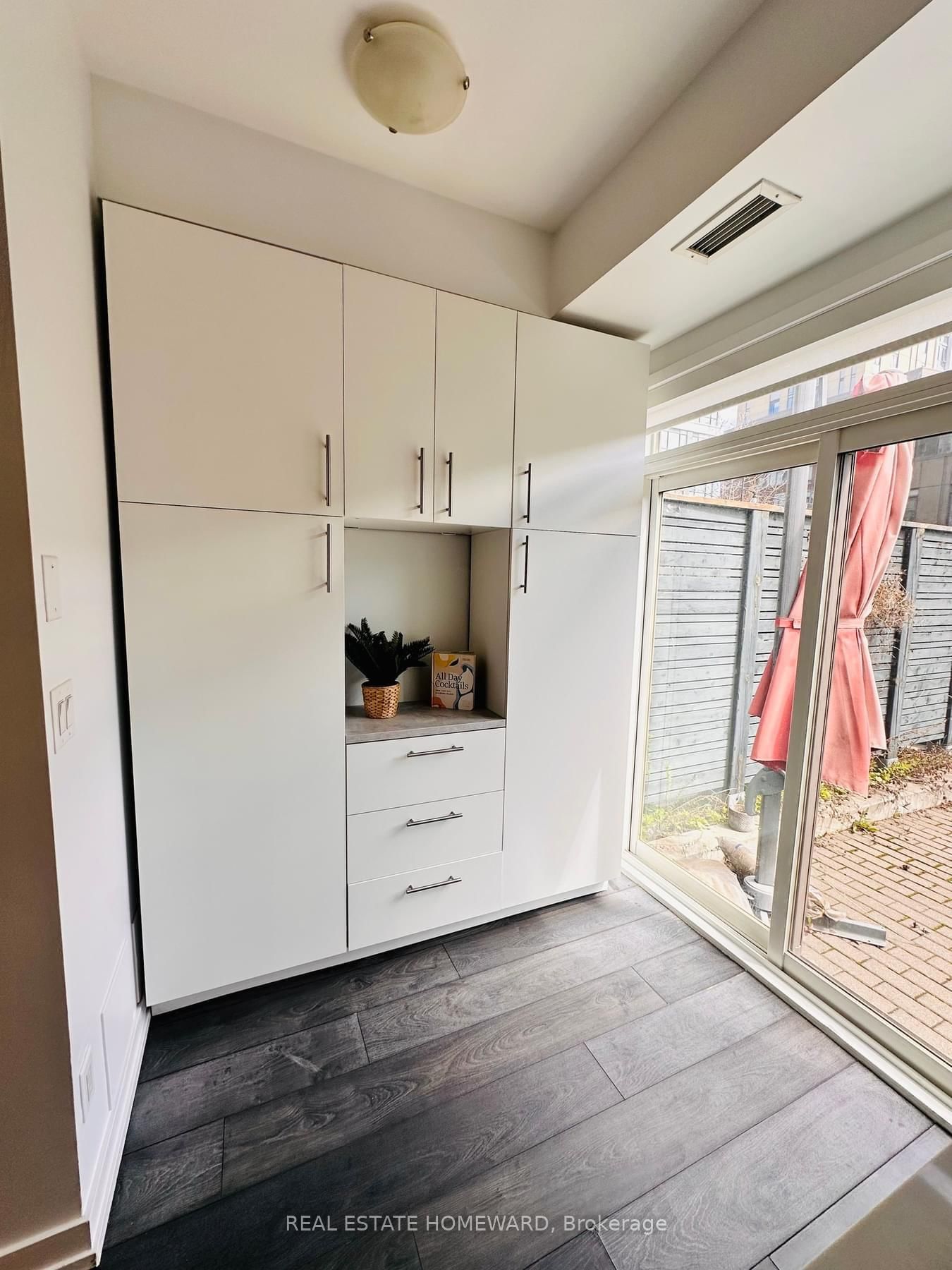 17 St. Bartholomew Street - Photo 8