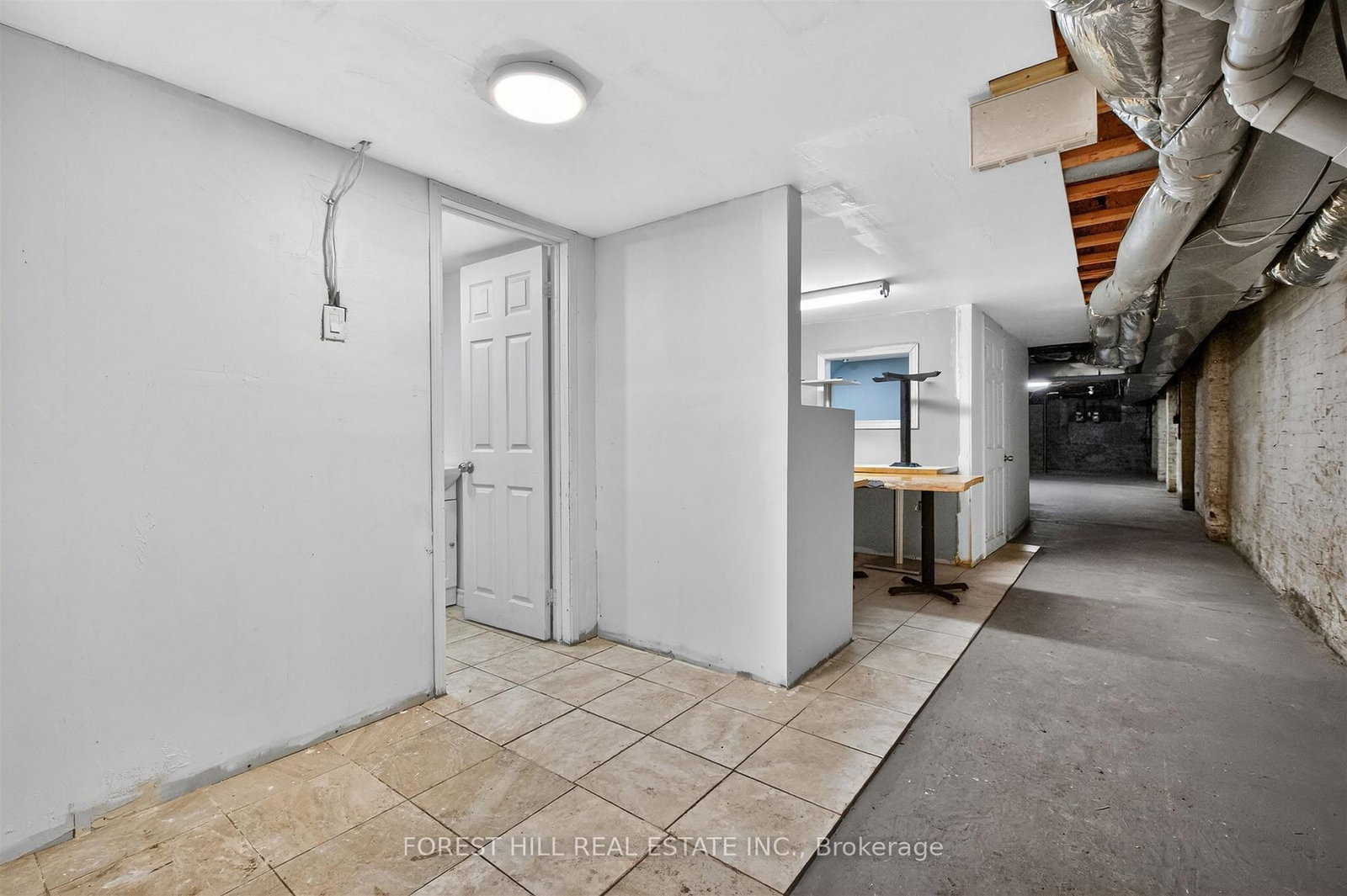 283 College Street, Unit Main - Photo 10