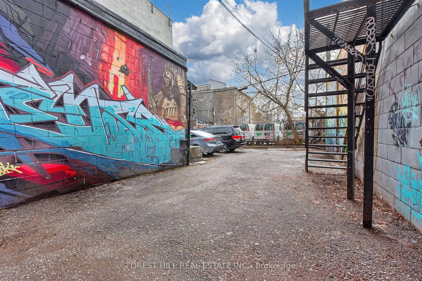 283 College Street, Unit Main - Photo 12