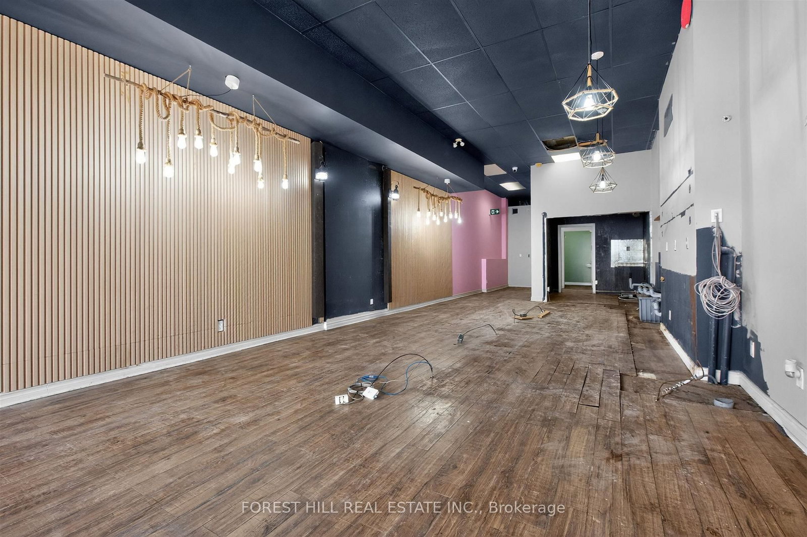 283 College Street, Unit Main - Photo 6