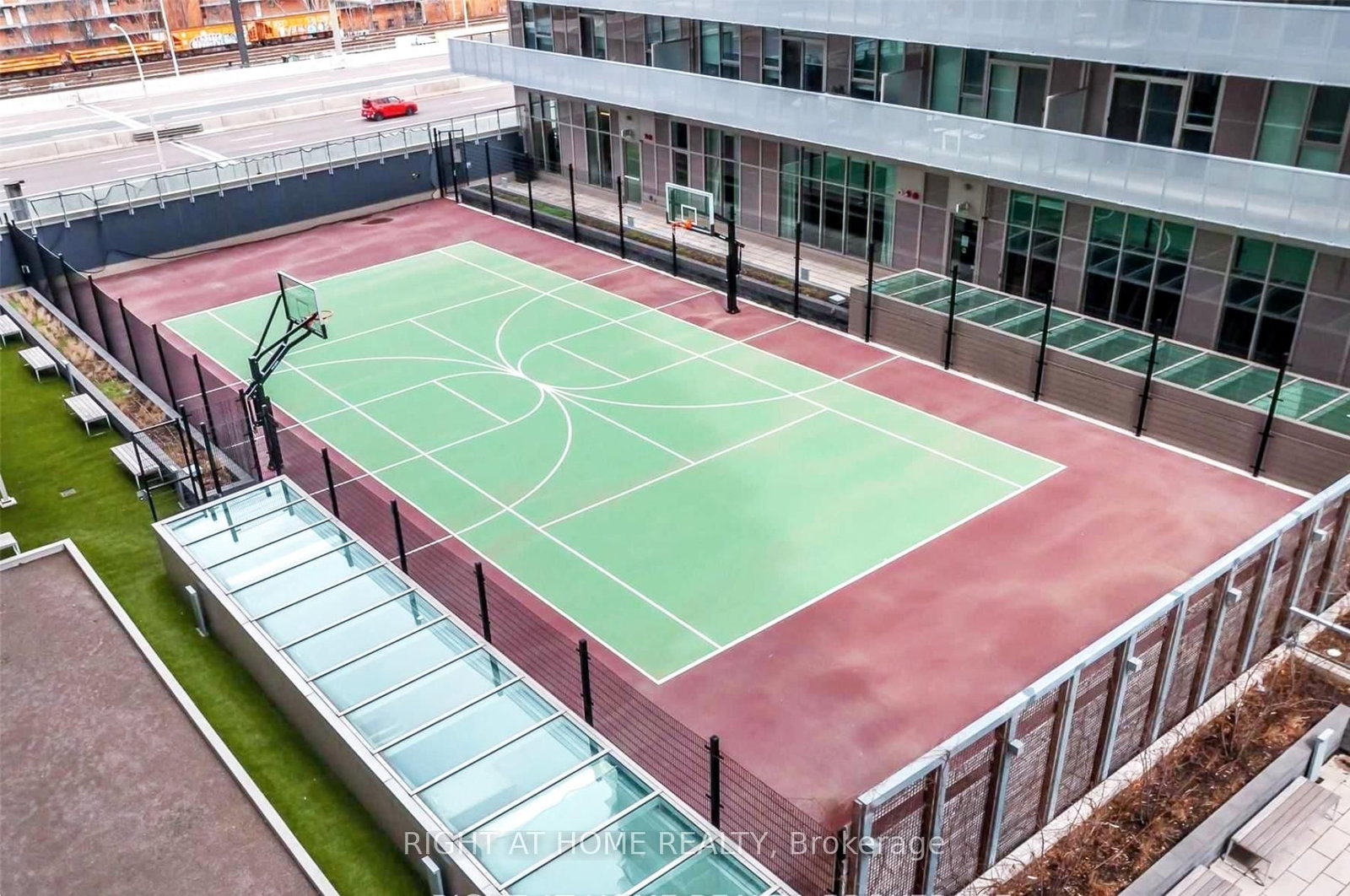 15 Lower Jarvis Street, Unit 1902 - Photo 18