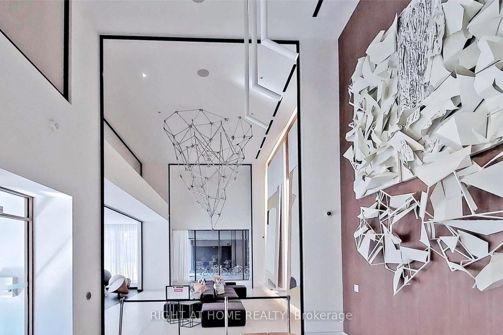 15 Lower Jarvis Street, Unit 1902 - Photo 4