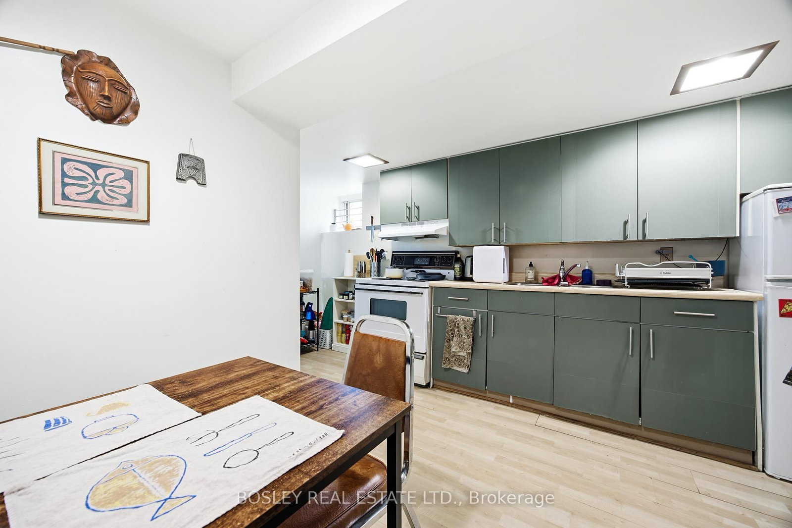 85 Walmer Road • Toronto, ON photo 41