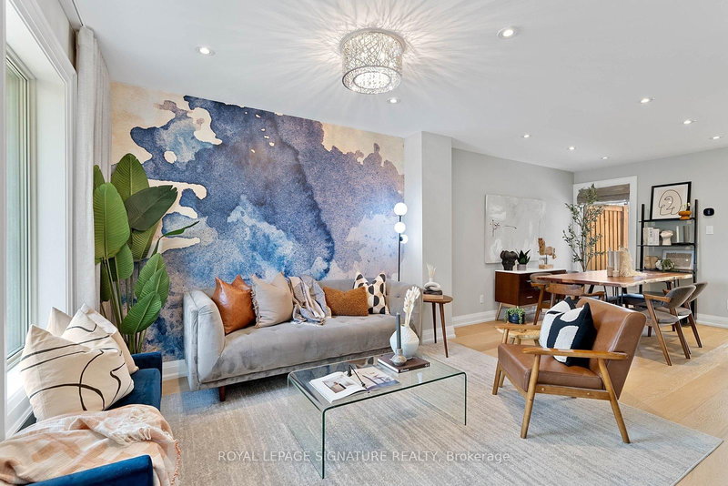 100 Sussex Ave, Toronto, M5S 1K3 | Image 3