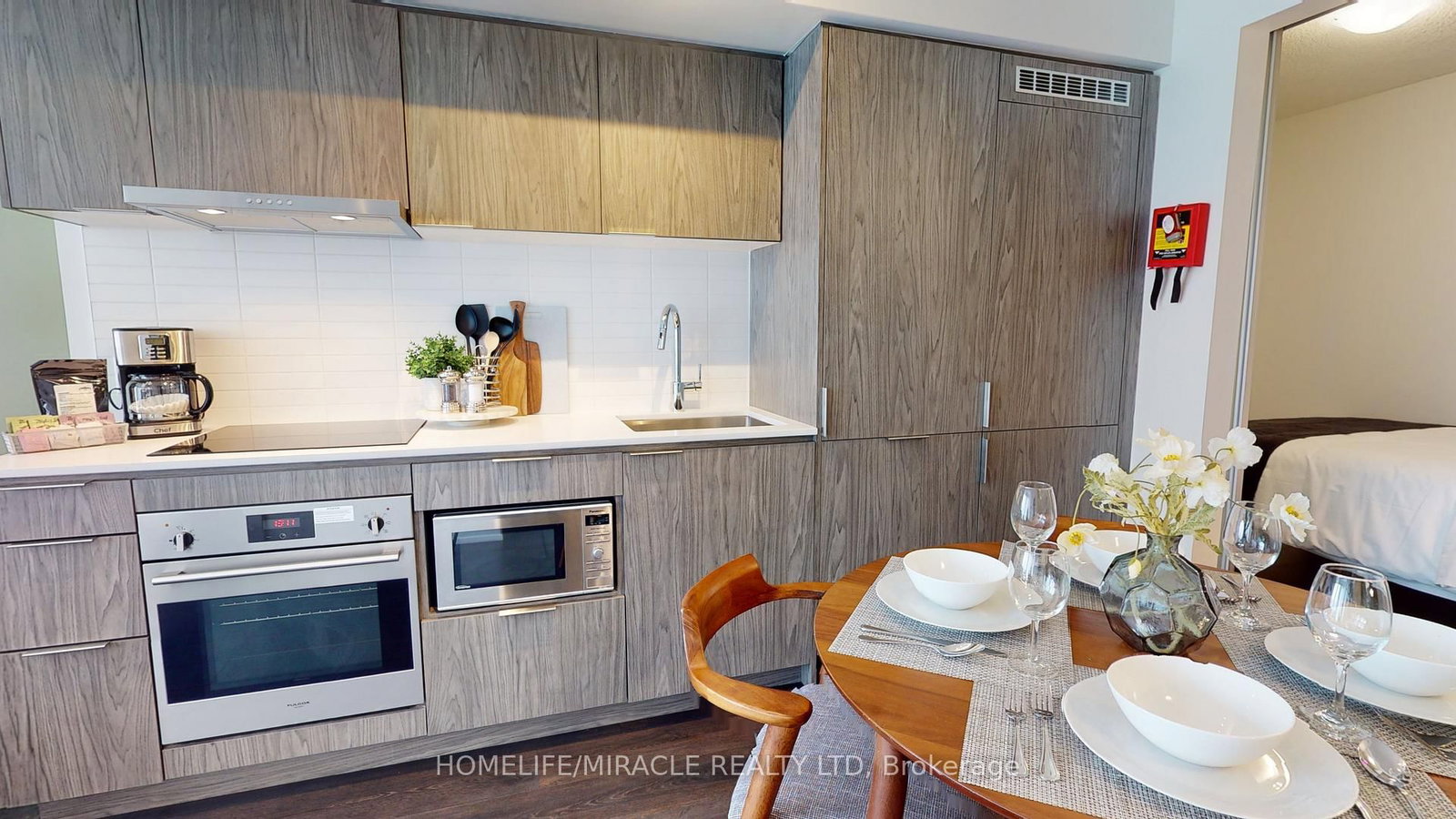 60 Shuter Street, Unit 2707 - Photo 16