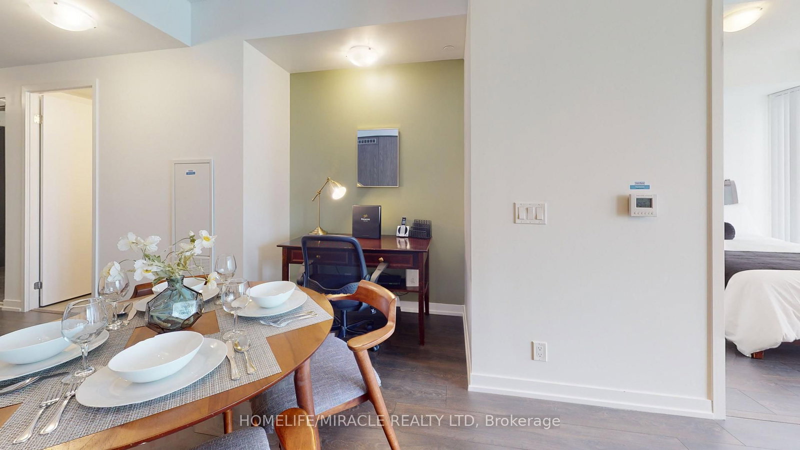 60 Shuter Street, Unit 2707 - Photo 23