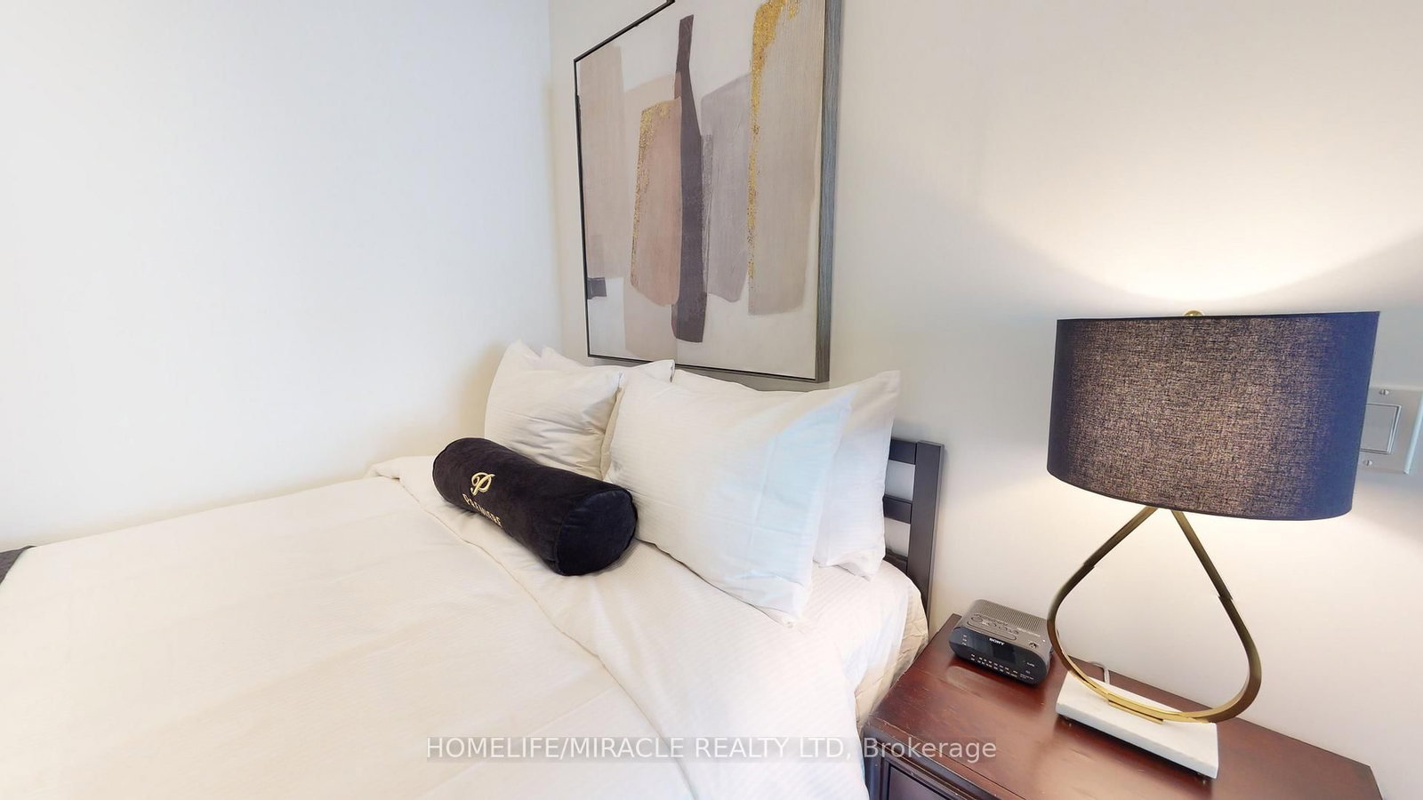 60 Shuter Street, Unit 2707 - Photo 32