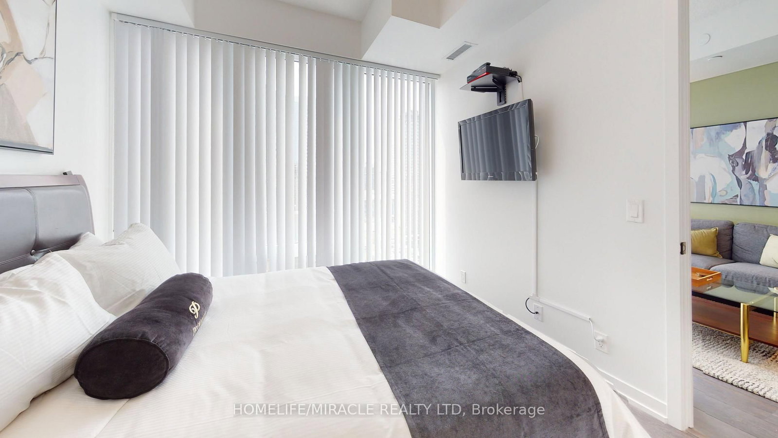 60 Shuter Street, Unit 2707 - Photo 35