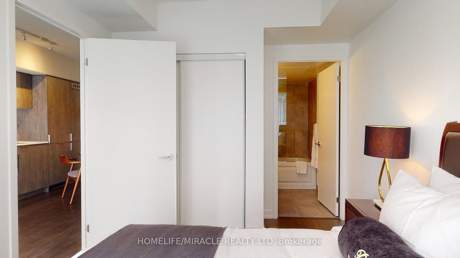 60 Shuter Street, Unit 2707 - Photo 36