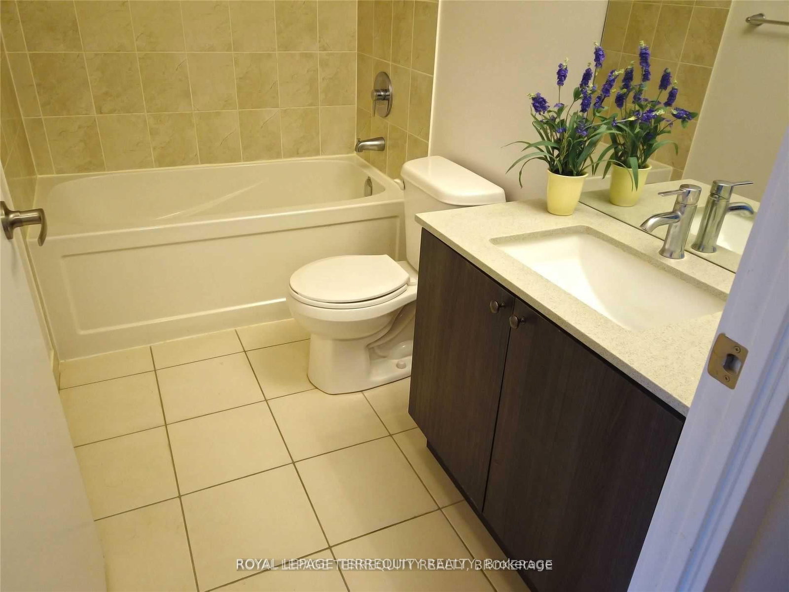 7 Kenaston Gardens, Unit 125 - Photo 18