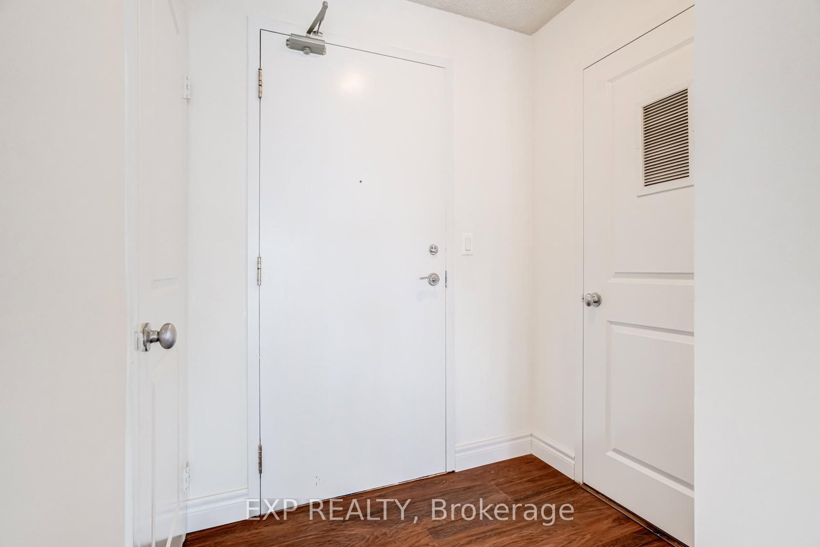 11 St. Joseph Street, Unit 809 - Photo 6