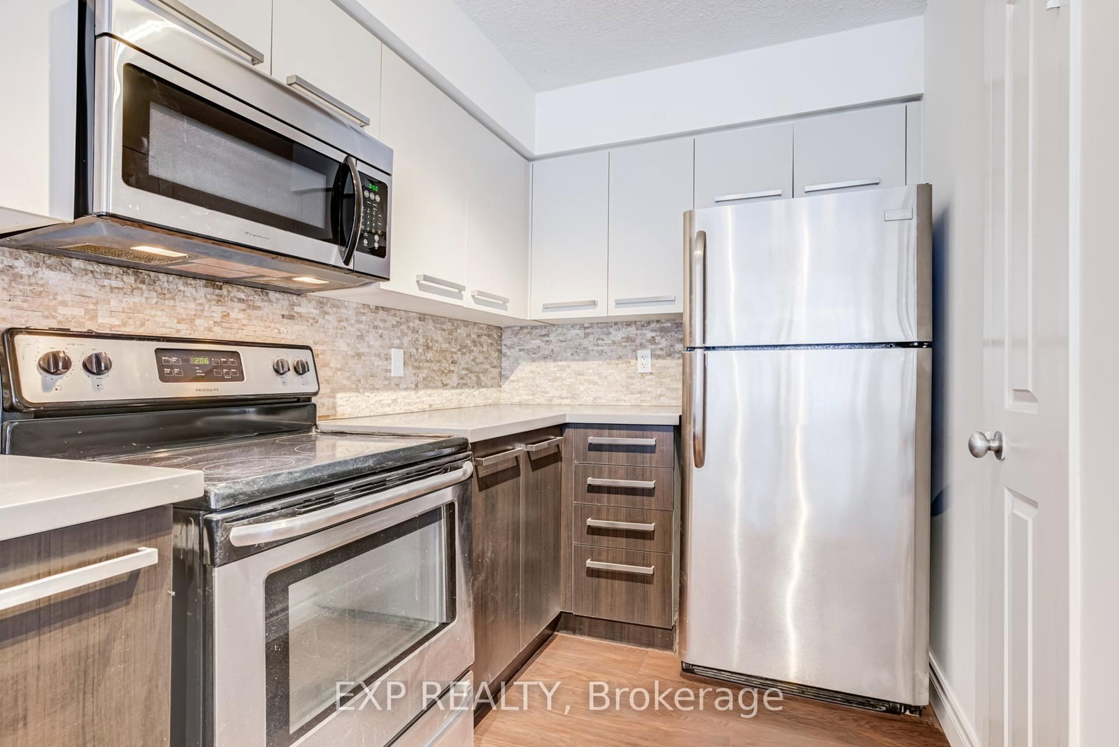 11 St. Joseph Street, Unit 809 - Photo 9