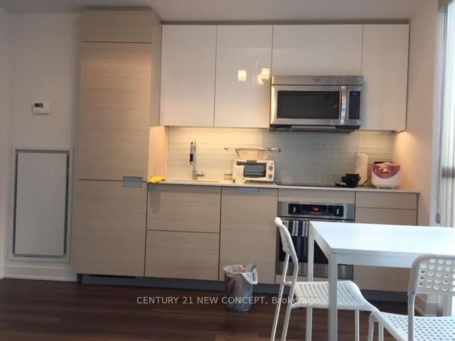 210 Simcoe Street, Unit 1312 - Photo 4