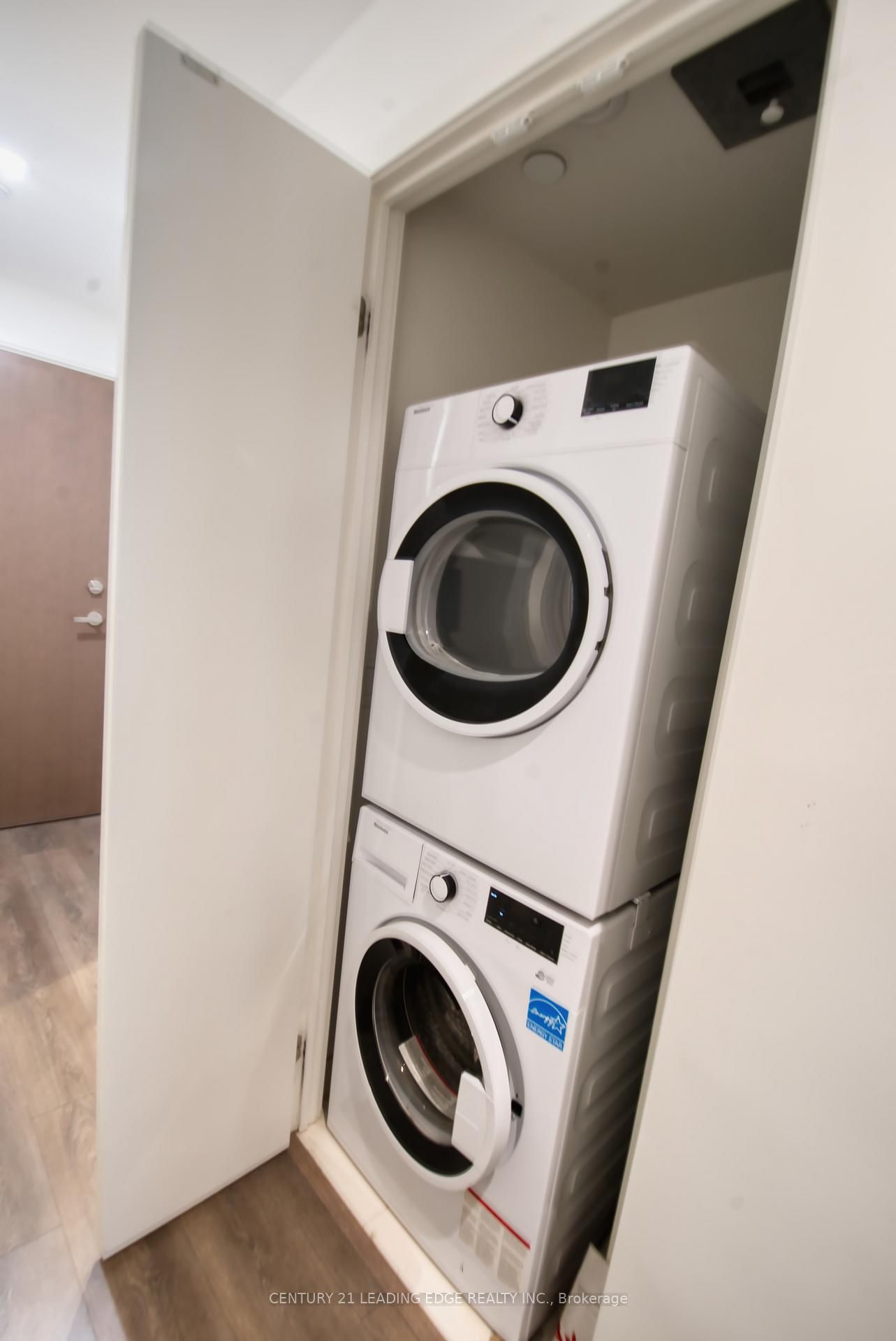 20 Richardson Street, Unit 2406 - Photo 10