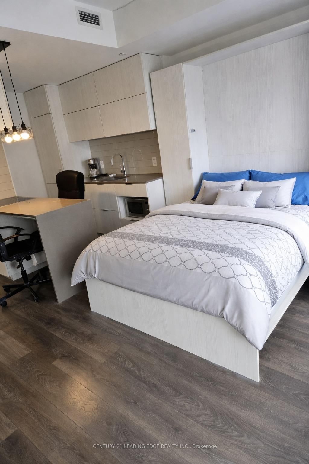 20 Richardson Street, Unit 2406 - Photo 12