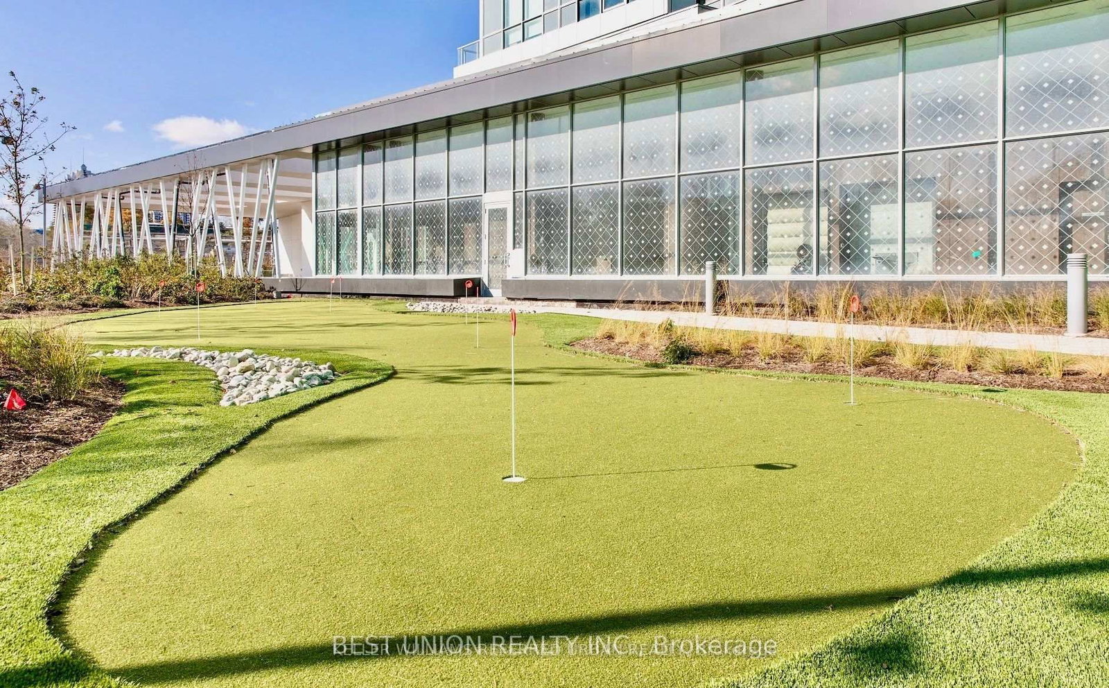 117 Mcmahon Drive, Unit 1905 - Photo 16