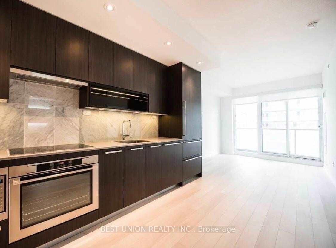 117 Mcmahon Drive, Unit 1905 - Photo 4