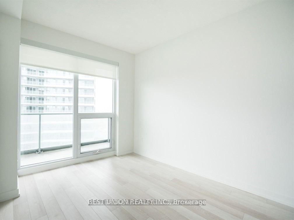 117 Mcmahon Drive, Unit 1905 - Photo 5