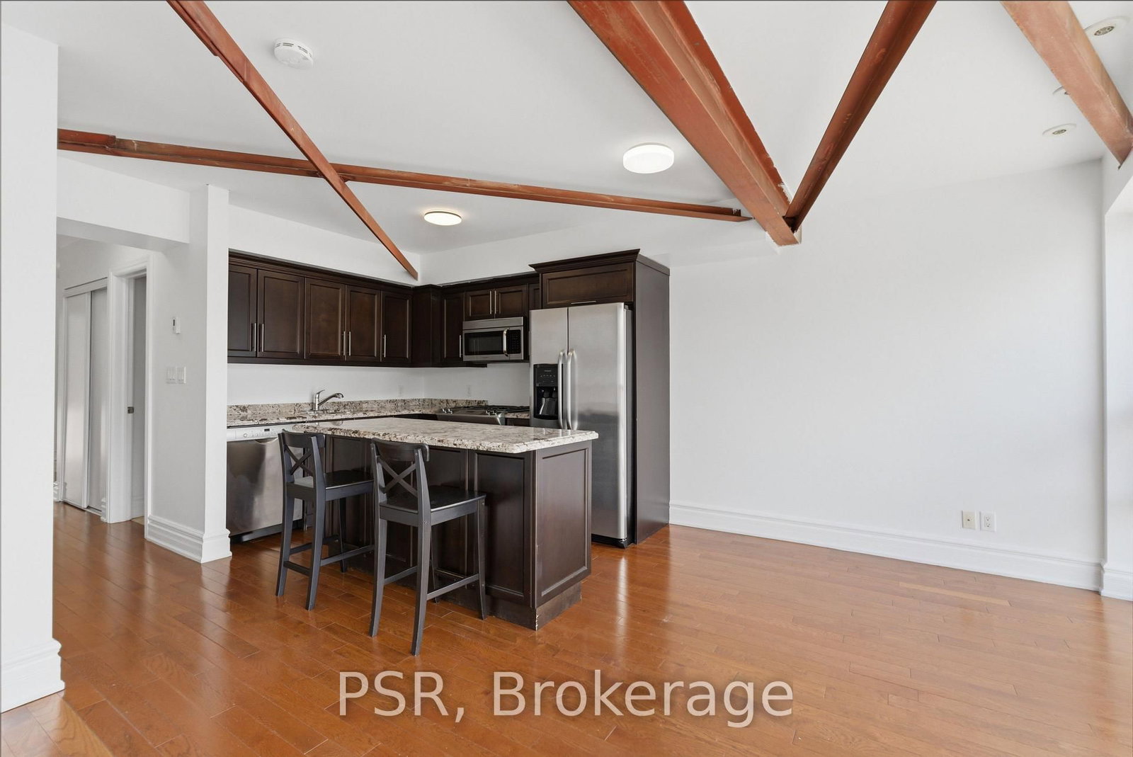 2541 Yonge Street, Unit Apt 1 - Photo 4