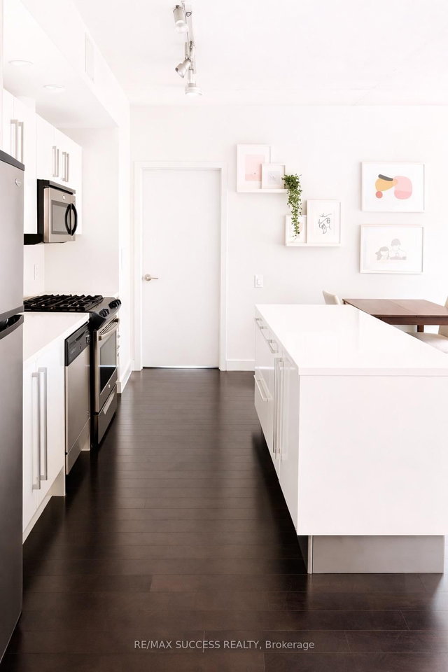 310 - 25 Oxley Street