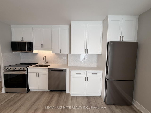 303 - 699 Balliol Street