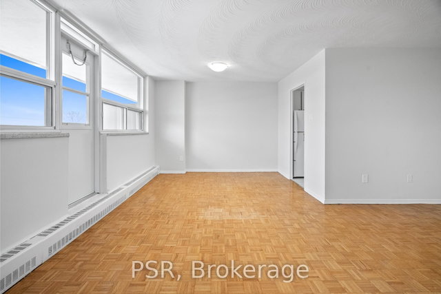 204 - 105 Rowena Drive