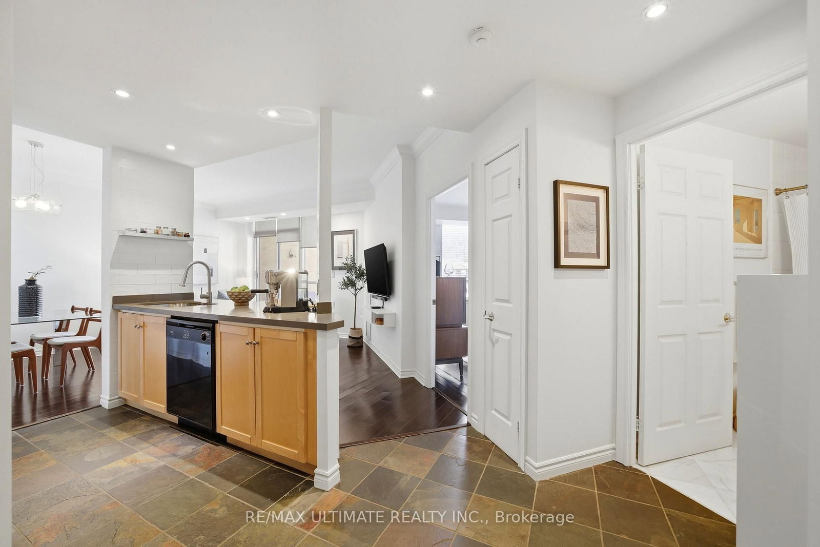 1750 Bayview Avenue, Unit 405 - Photo 11