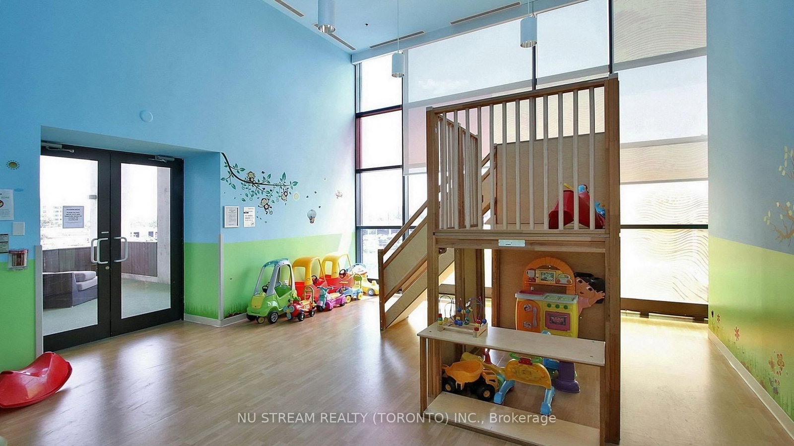 19 Singer Court, Unit 1511 - Photo 16