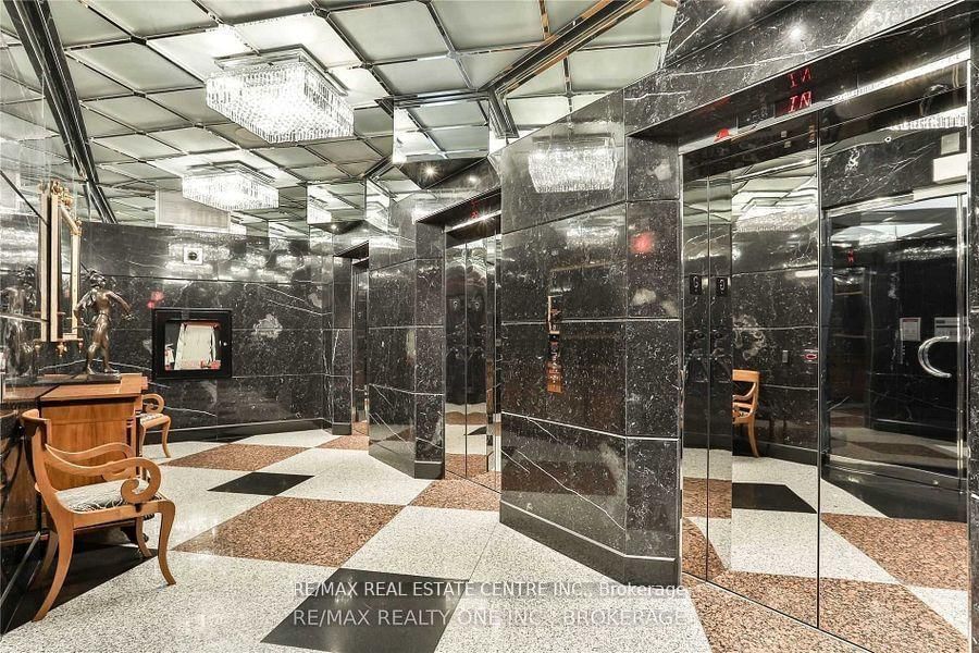 33 University Avenue, Unit 1102 - Photo 6