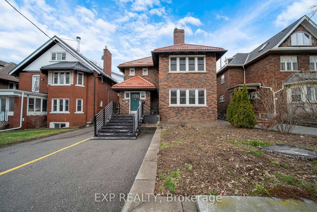 Third Floor - 896 Avenue Road