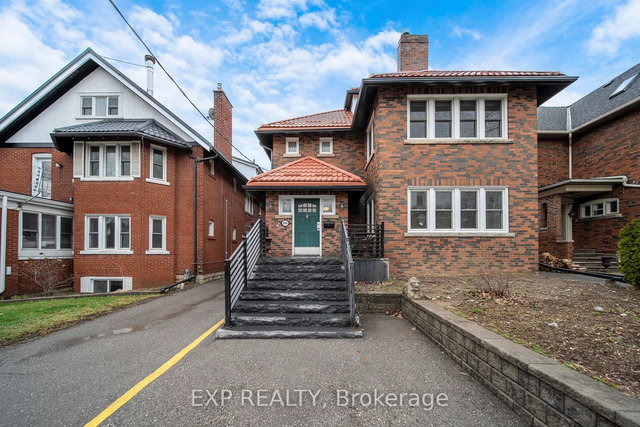 Third Floor - 896 Avenue Road