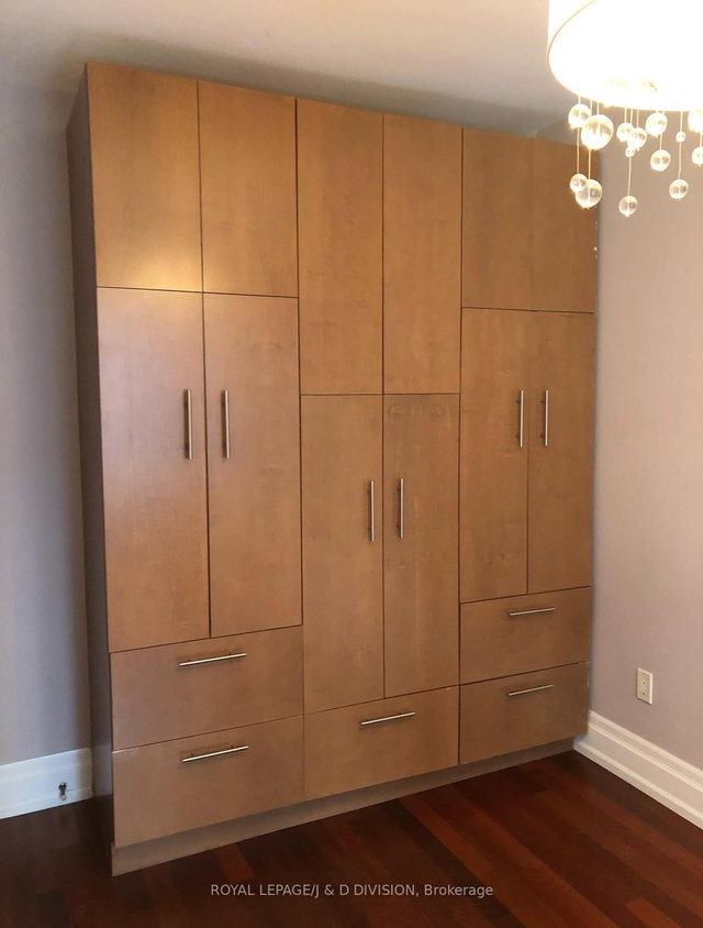 Main - 31 Ranleigh Avenue