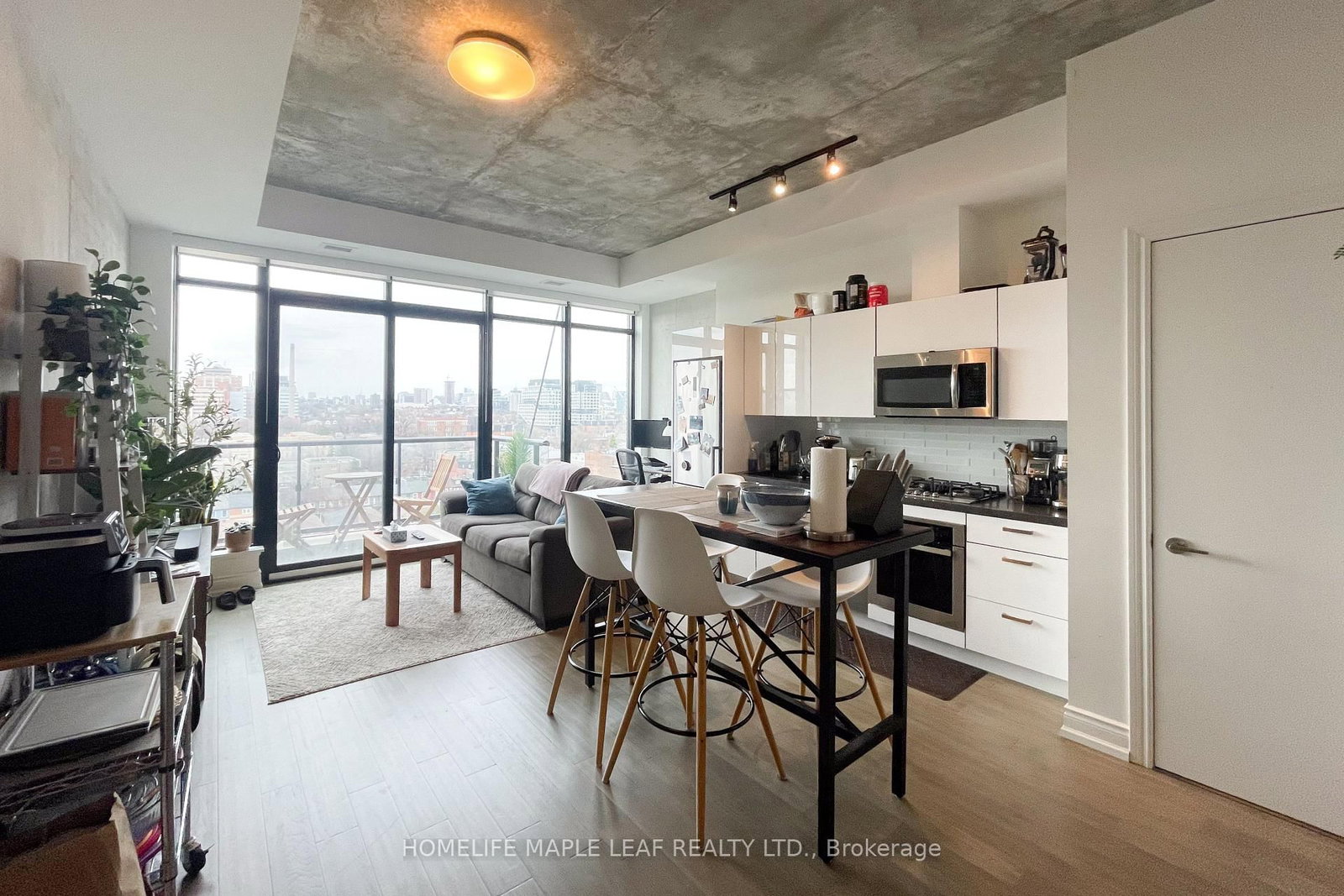 608 RICHMOND Street W, Unit 1019 - Photo 3