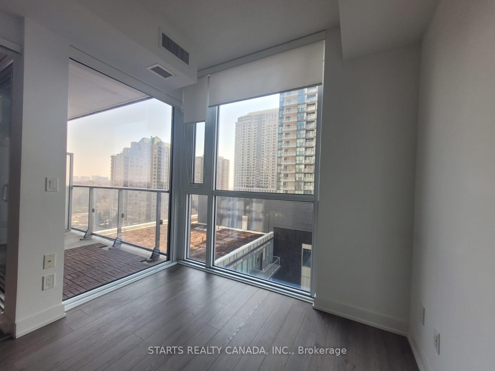 5180 Yonge Street, Unit 710 - Photo 4
