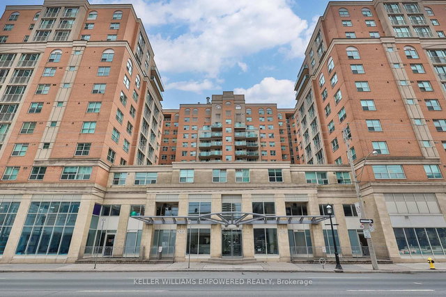 367 - 313 Richmond Street E