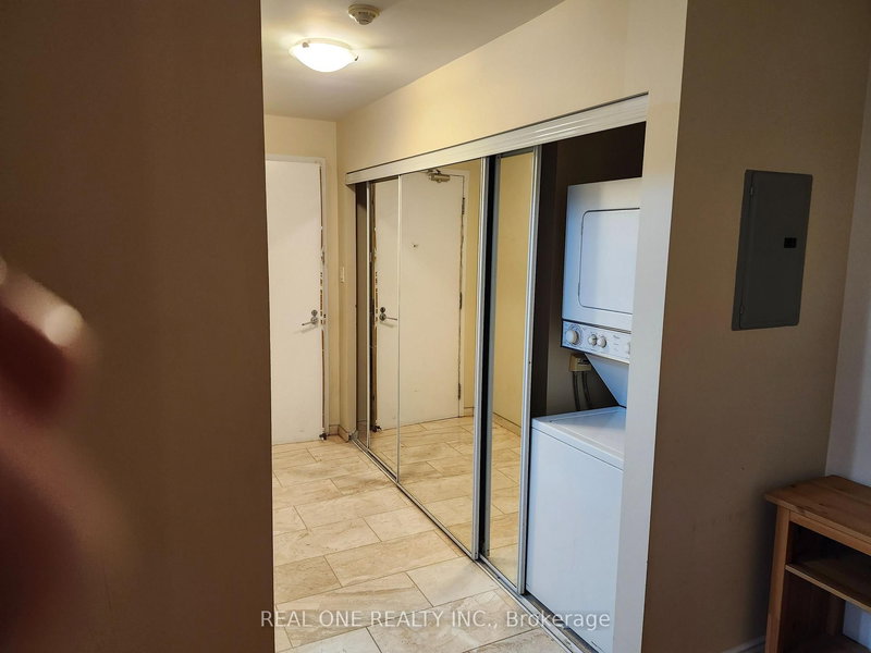 3606 - 38 Grenville Ave, Toronto, M4Y 1A5 | Image 3