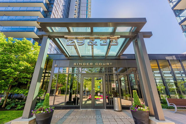 306 - 29 Singer Court