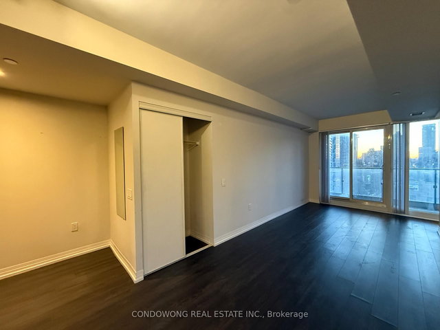 2210 - 251 Jarvis Street