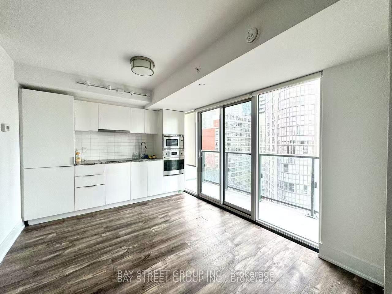955 Bay Street, Unit 1203 - Photo 7