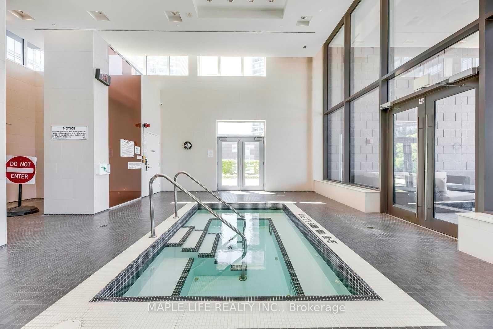 121 Mcmahon Drive, Unit 2502 - Photo 4