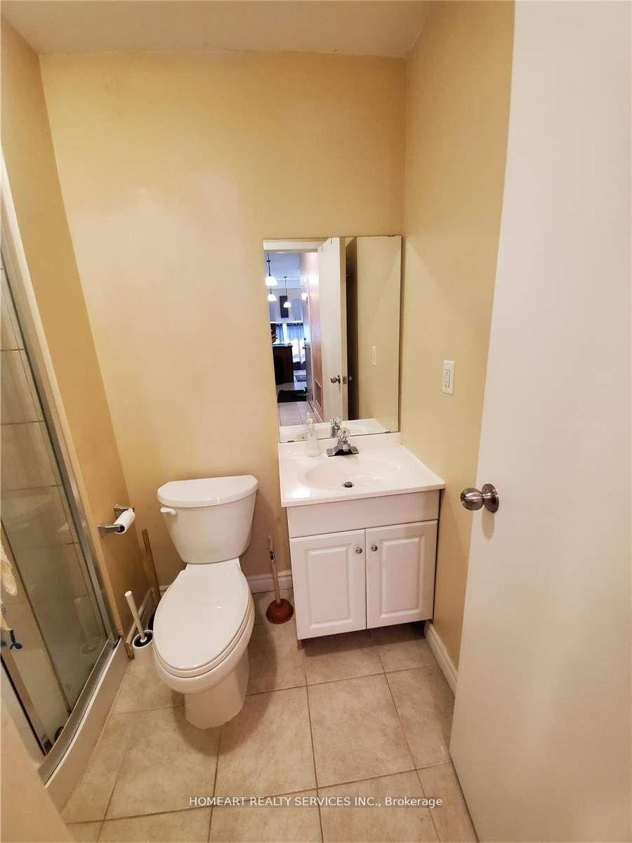 781 Queen Street W - Photo 13