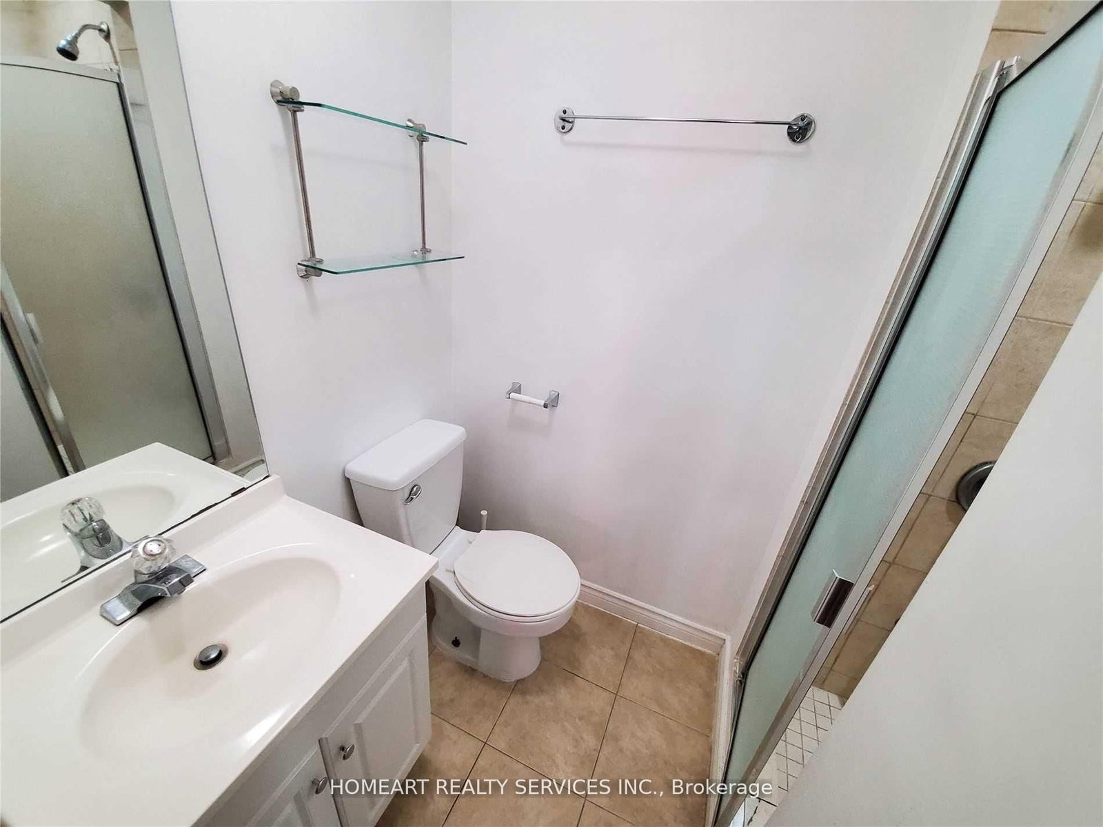 781 Queen Street W - Photo 18