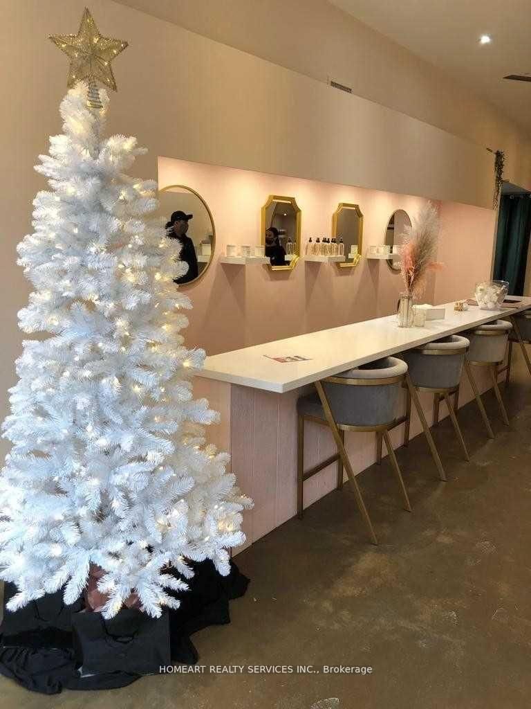 781 Queen Street W - Photo 4