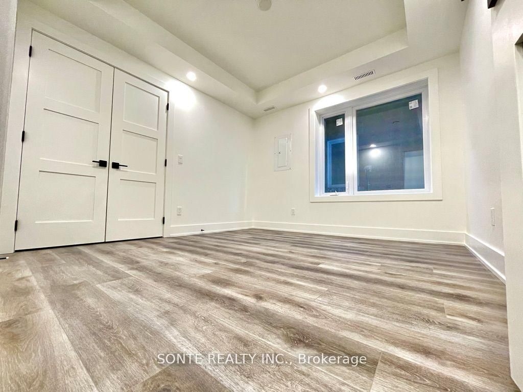 333 Palmerston Boulevard, Unit #201 - Photo 14