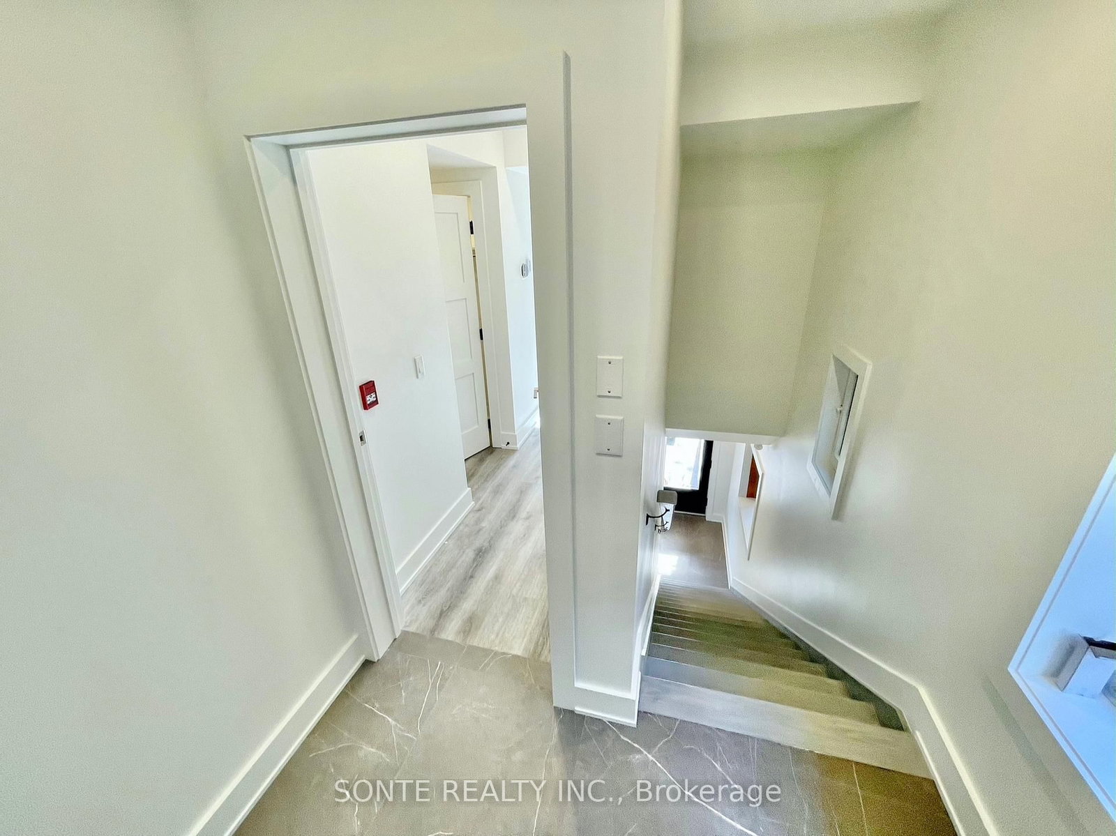 333 Palmerston Boulevard, Unit #201 - Photo 4