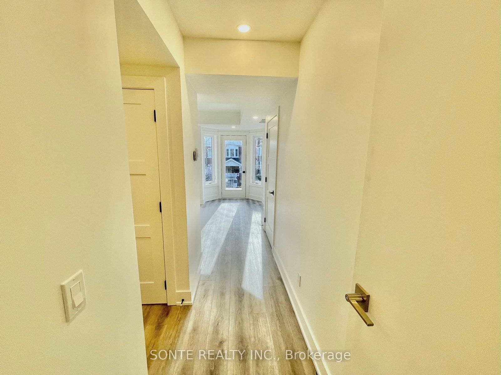 333 Palmerston Boulevard, Unit #201 - Photo 5