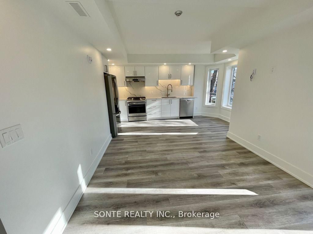 333 Palmerston Boulevard, Unit #201 - Photo 8