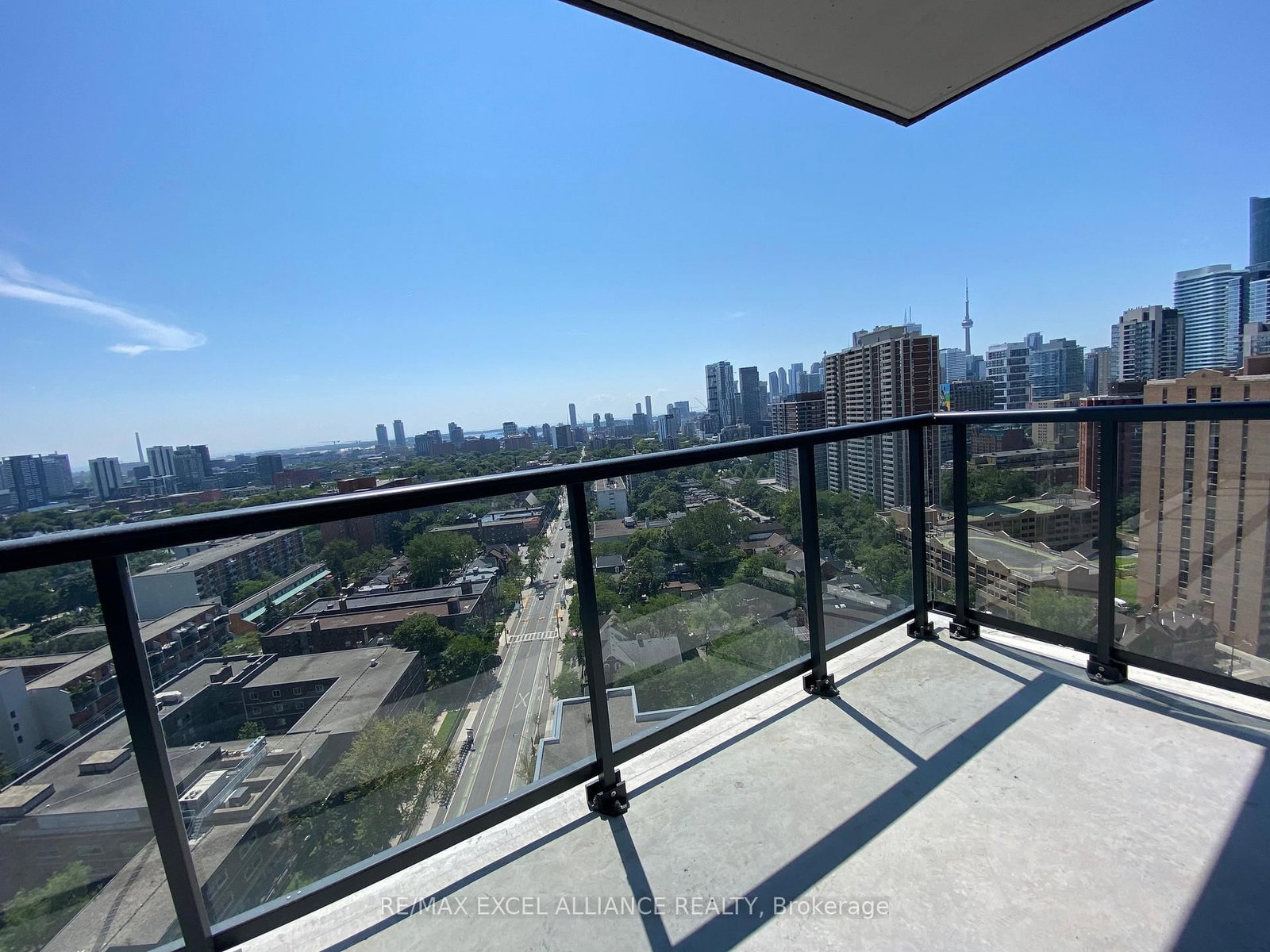 159 Wellesley Street, Unit 1806 - Photo 12